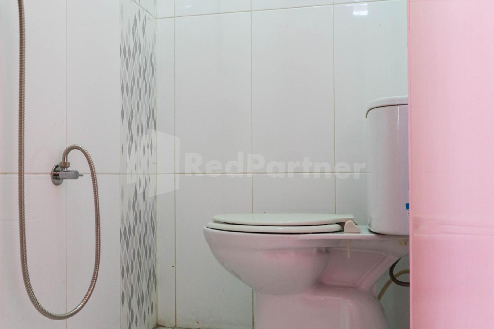 Asri Residence Near Jalan Iskandar Muda Medan Mitra Reddoorz Dış mekan fotoğraf
